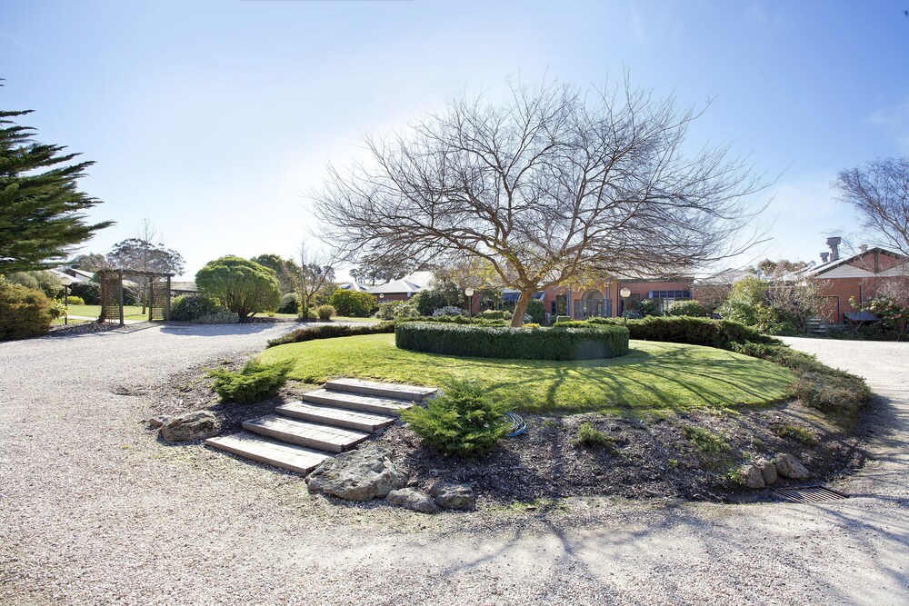Lancemore Hill At Macedon Ranges