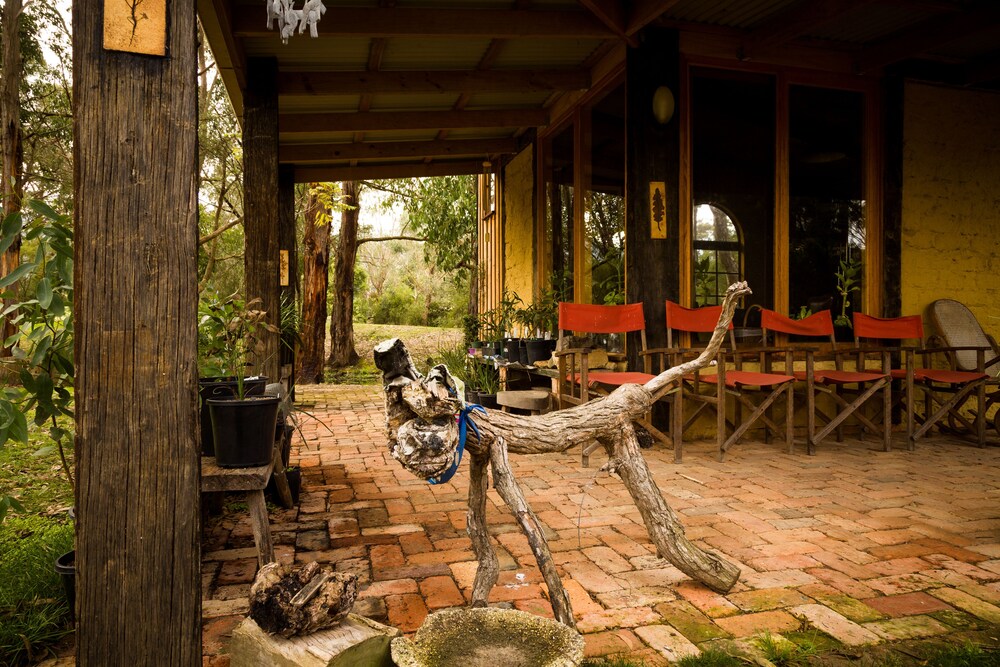 The Burrow At Wombat Bend