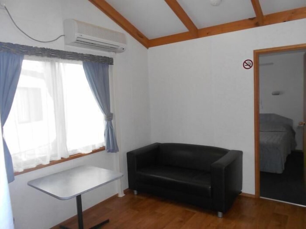 Wagga Wagga Beach Caravan Park