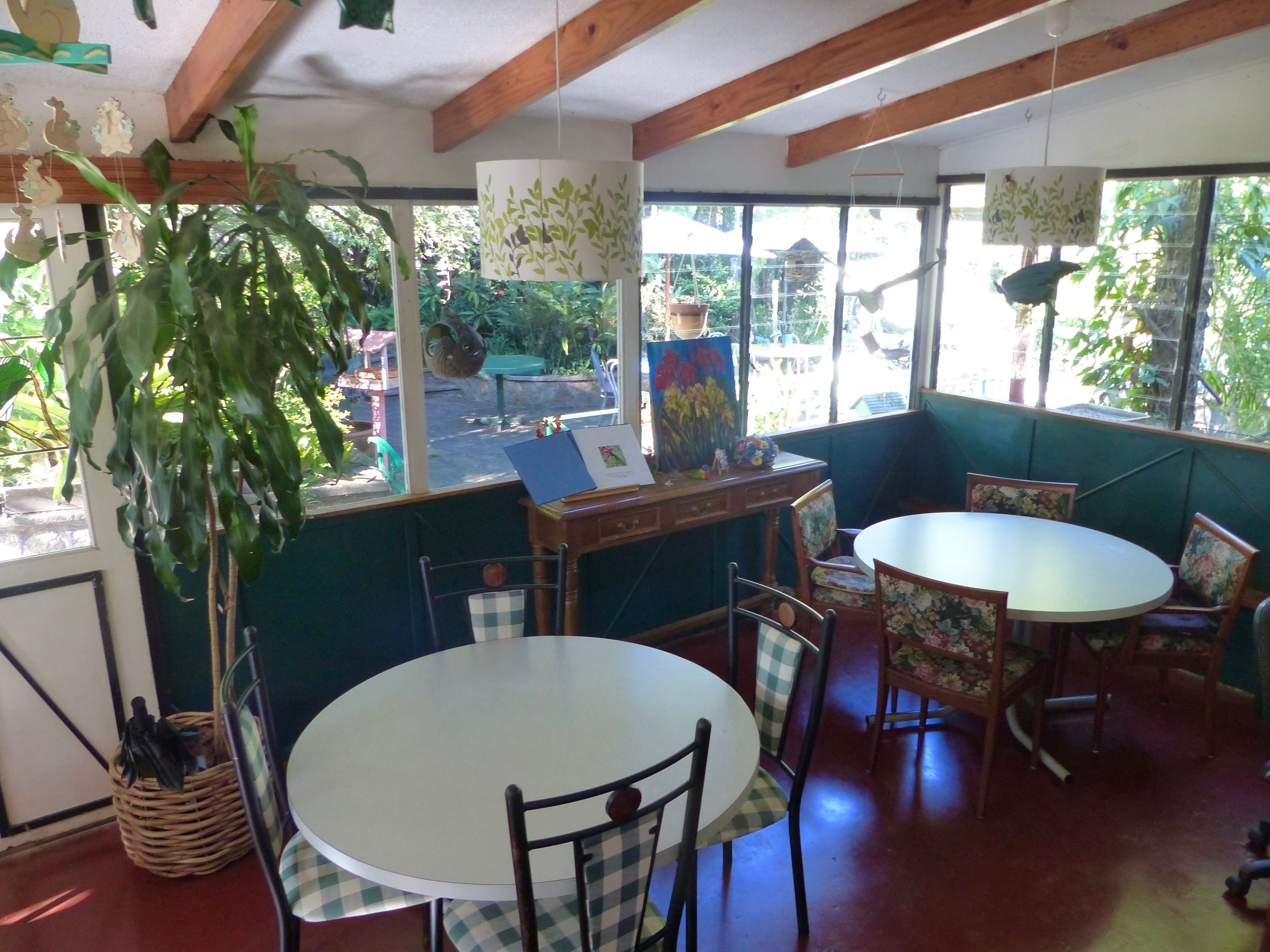 Lake Eacham Tourist Park & Self Contained Cabins