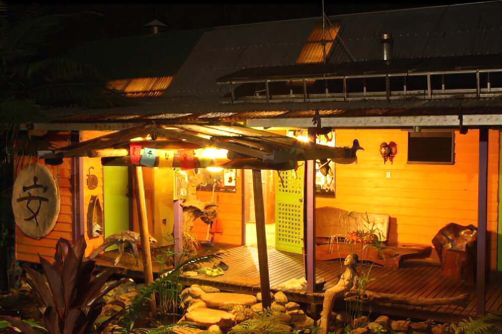 Rainforest Hideaway