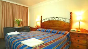 In-room safe, free WiFi