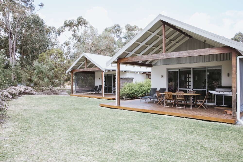 Yallingup Villas