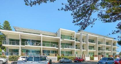 Breeze Beachfront Apartments