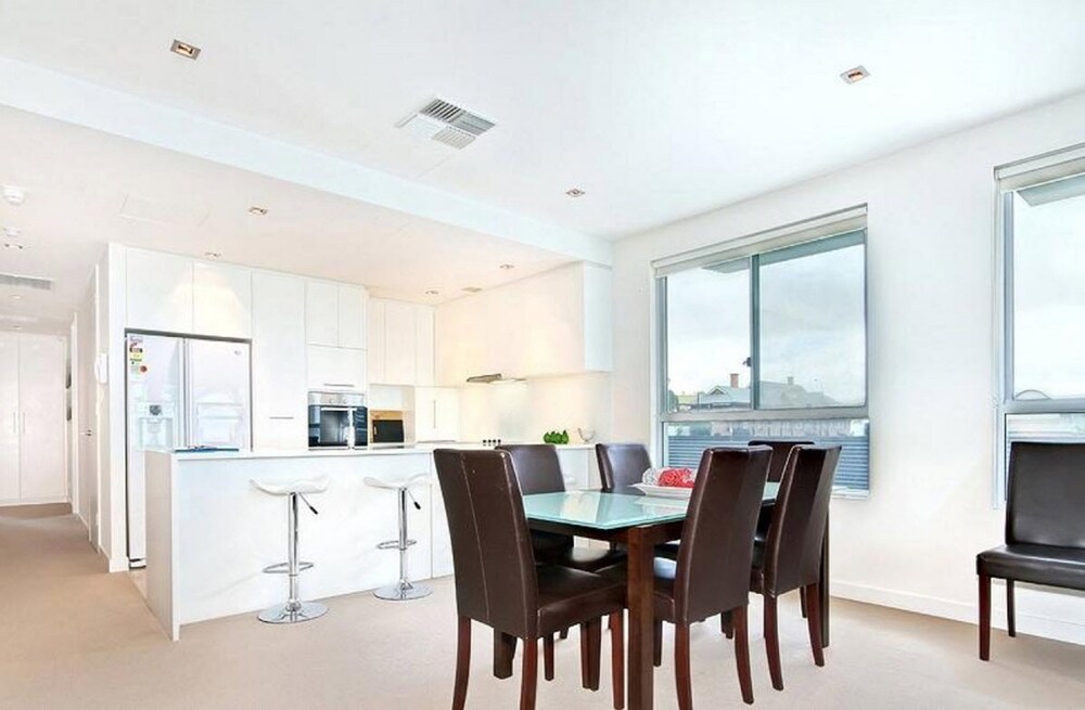 Breeze Beachfront Apartments Deals & Reviews (Victor Harbor, AUS) Wotif