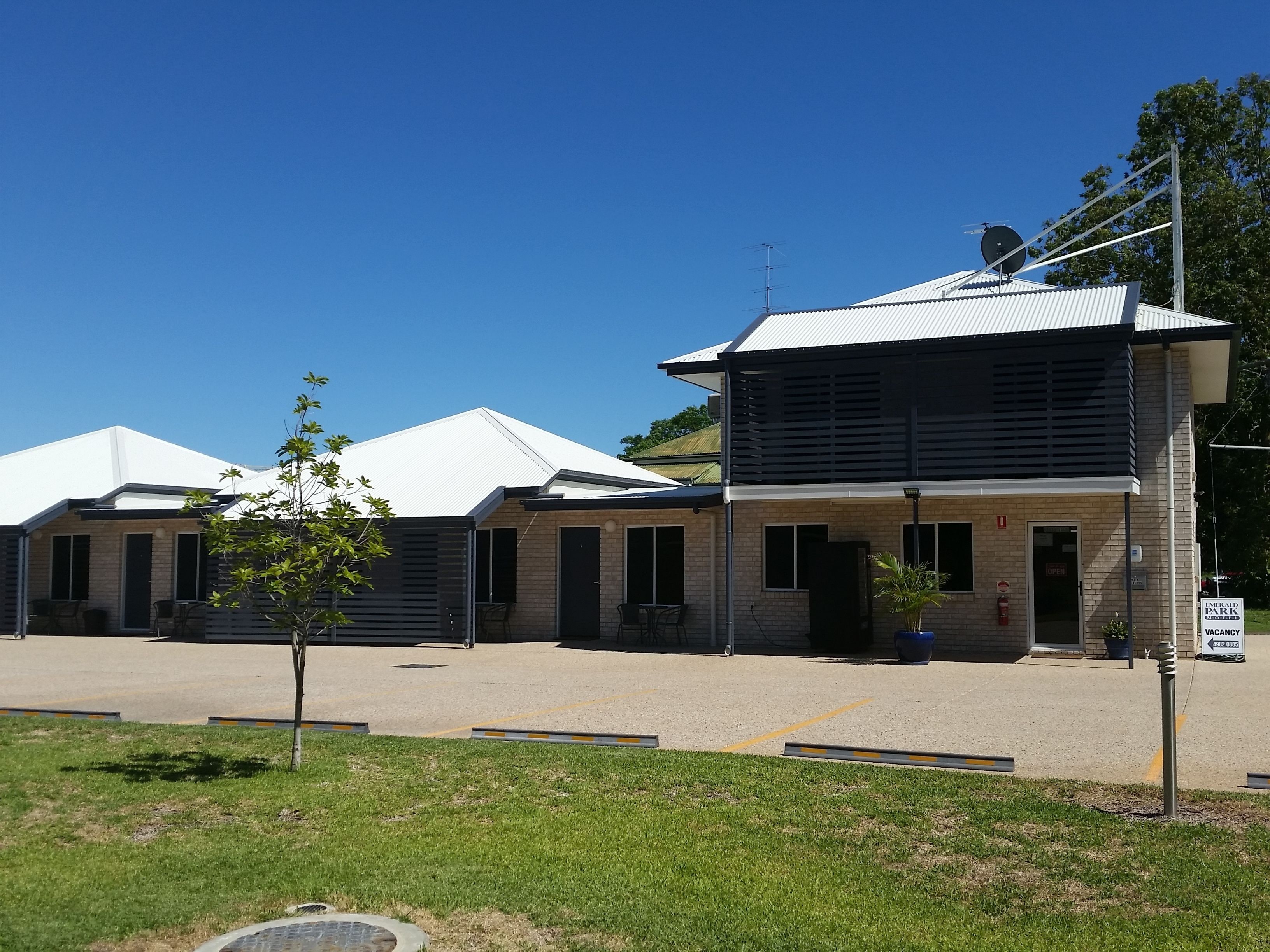 Emerald Park Motel in Emerald, Australia