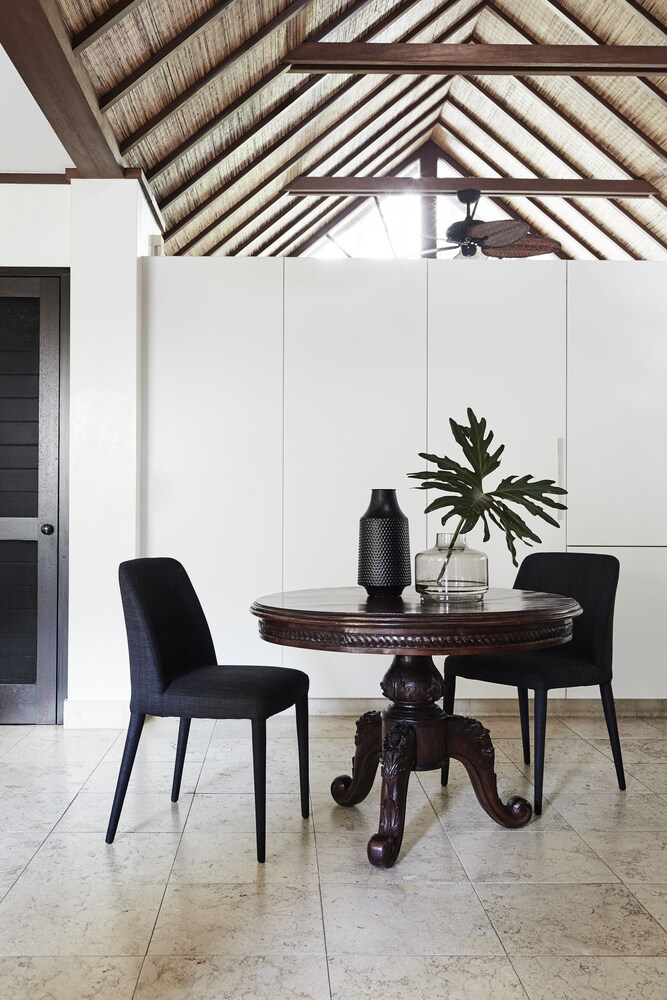 The Villas of Byron