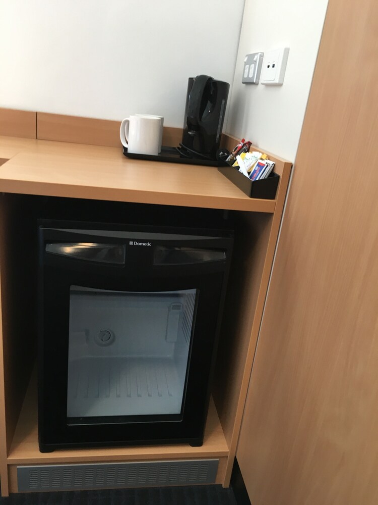 Mini-refrigerator, Ibis Budget Gosford