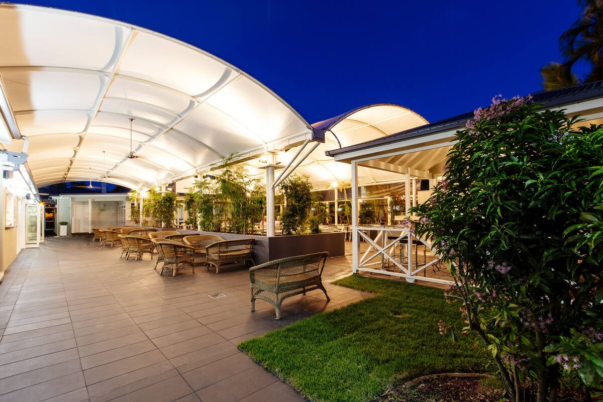 Shamrock Gardens Motel In Mackay Australia Expedia