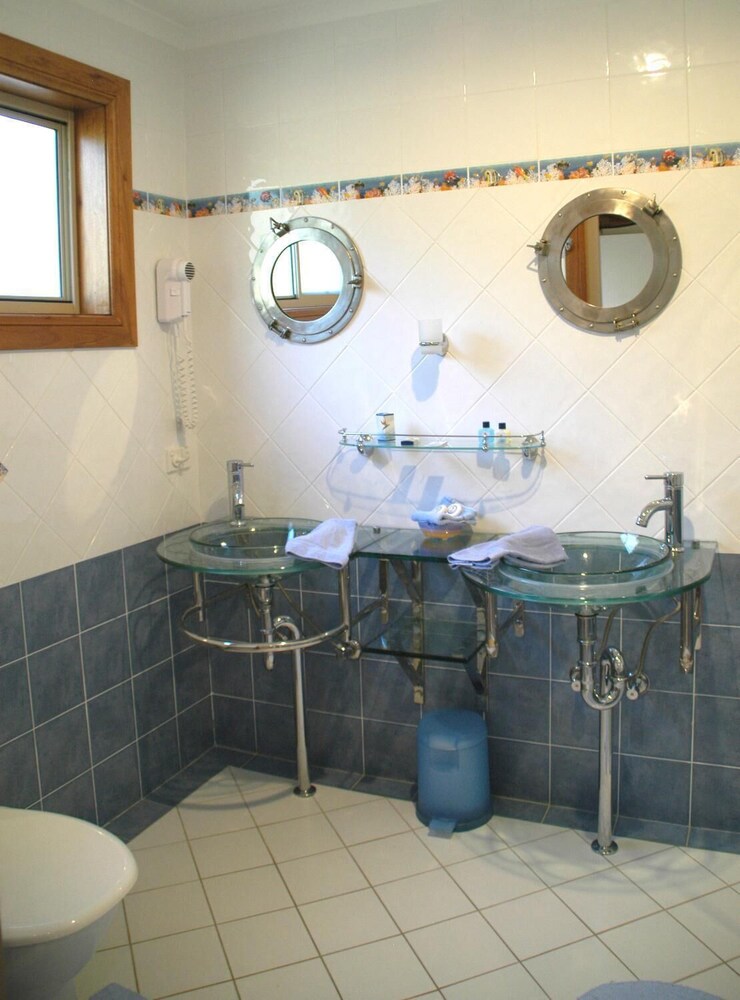 Bathroom, Bewong River Retreat