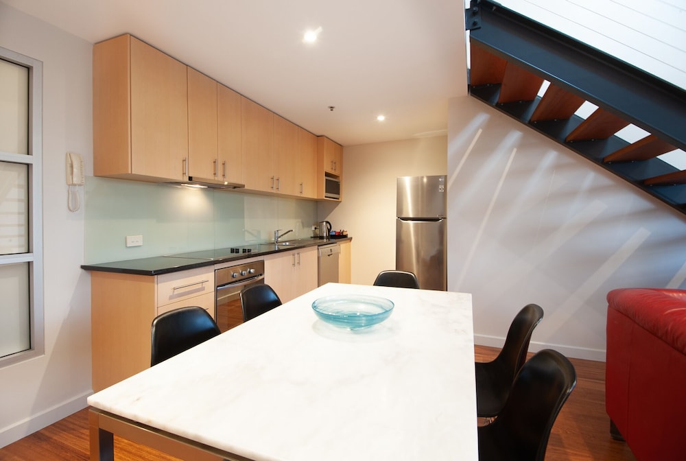 Semaphore Blue Apartments