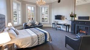 Iron/ironing board, free WiFi, linens