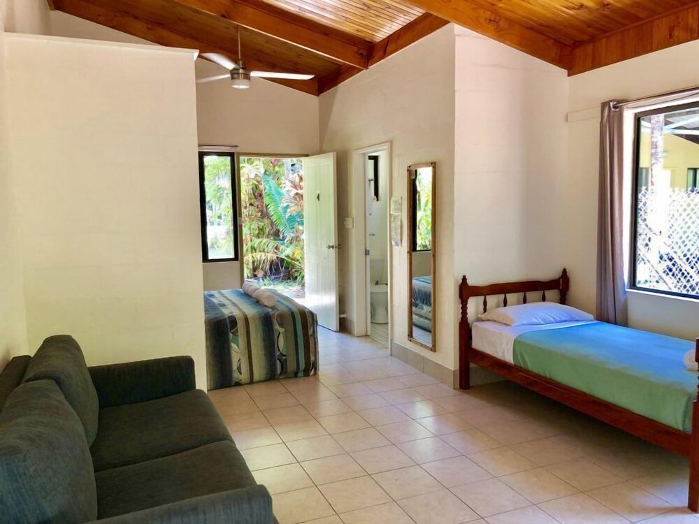 Lync Haven Rain Forest Retreat