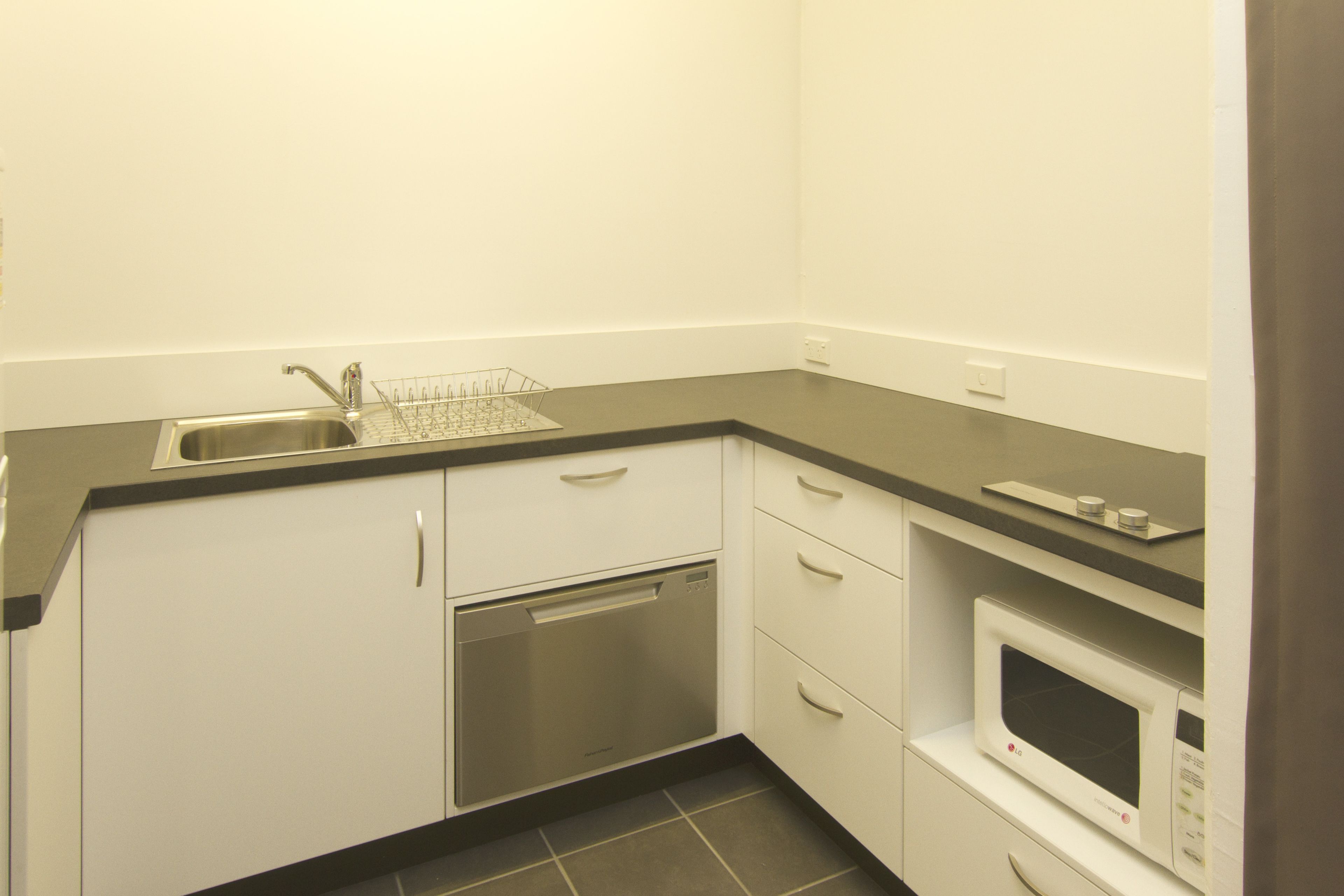 Glenmore Palms Motel