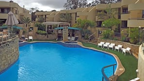 Indoor pool, outdoor pool
