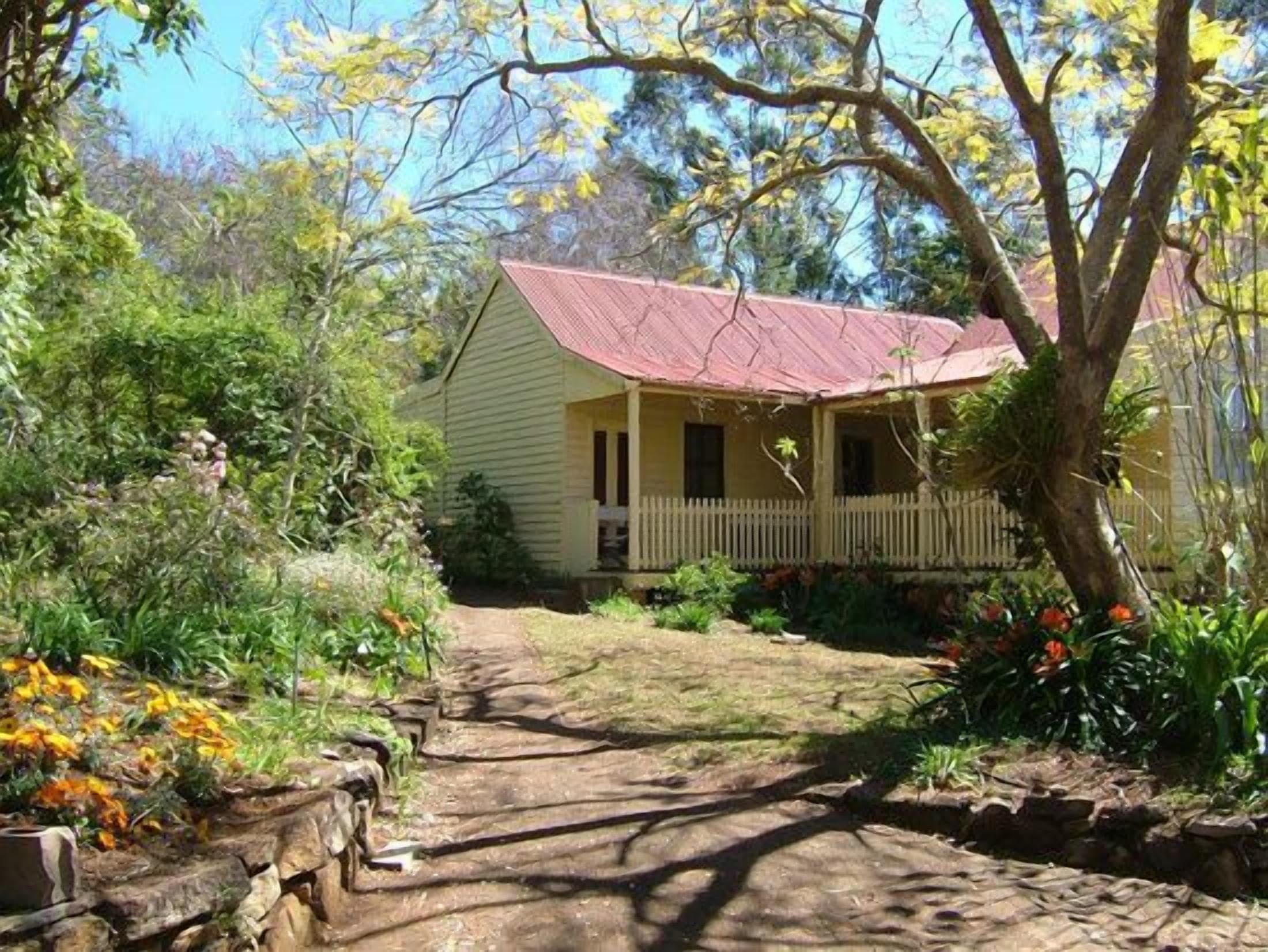 Hermitage Cottage in Kurrajong, Australia