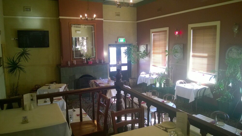 Moondyne Joe's