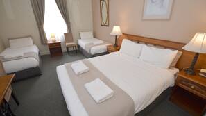 Iron/ironing board, free WiFi, linens, wheelchair access