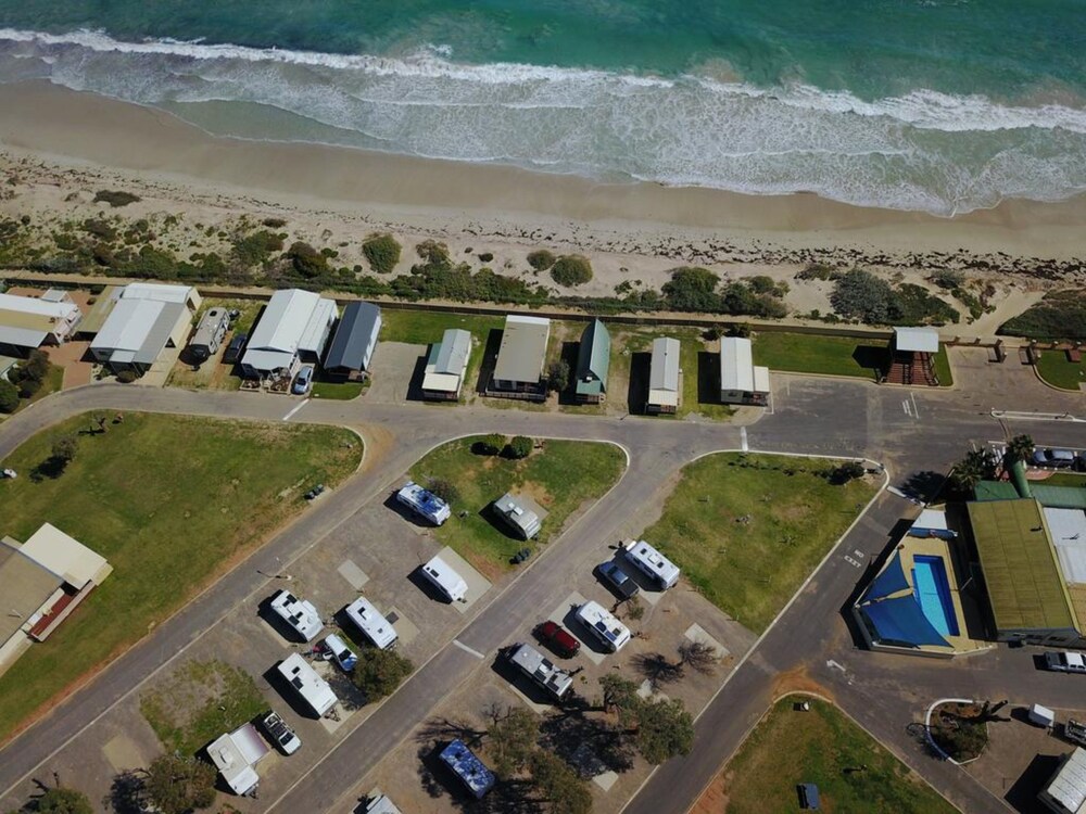 Sunset Beach Holiday Park Deals & Reviews (Geraldton, AUS) Wotif