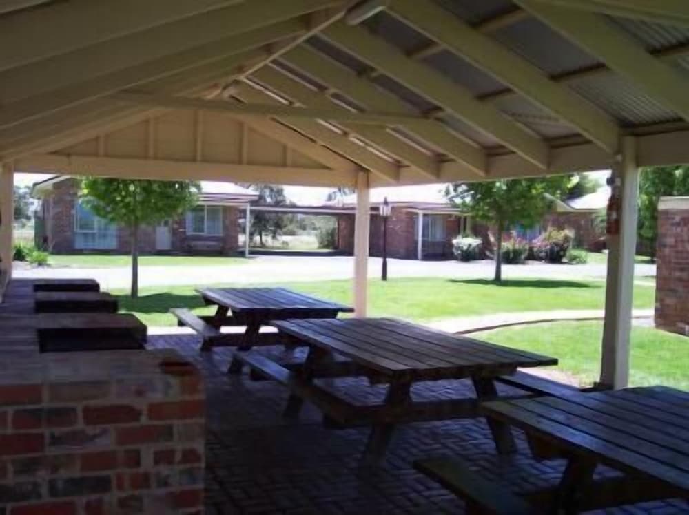 Riverview Resort