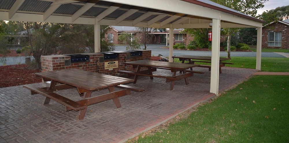Riverview Resort