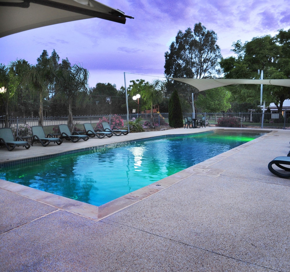 Riverview Resort