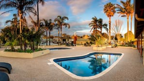 3 outdoor pools