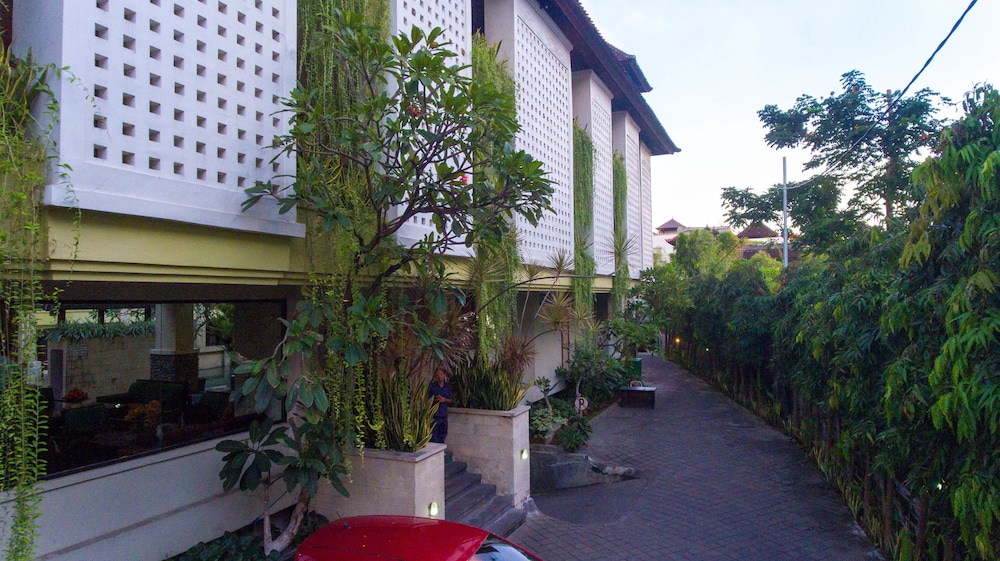 Roses Beach Hotel Bali Roses Beach Hotel Bali
