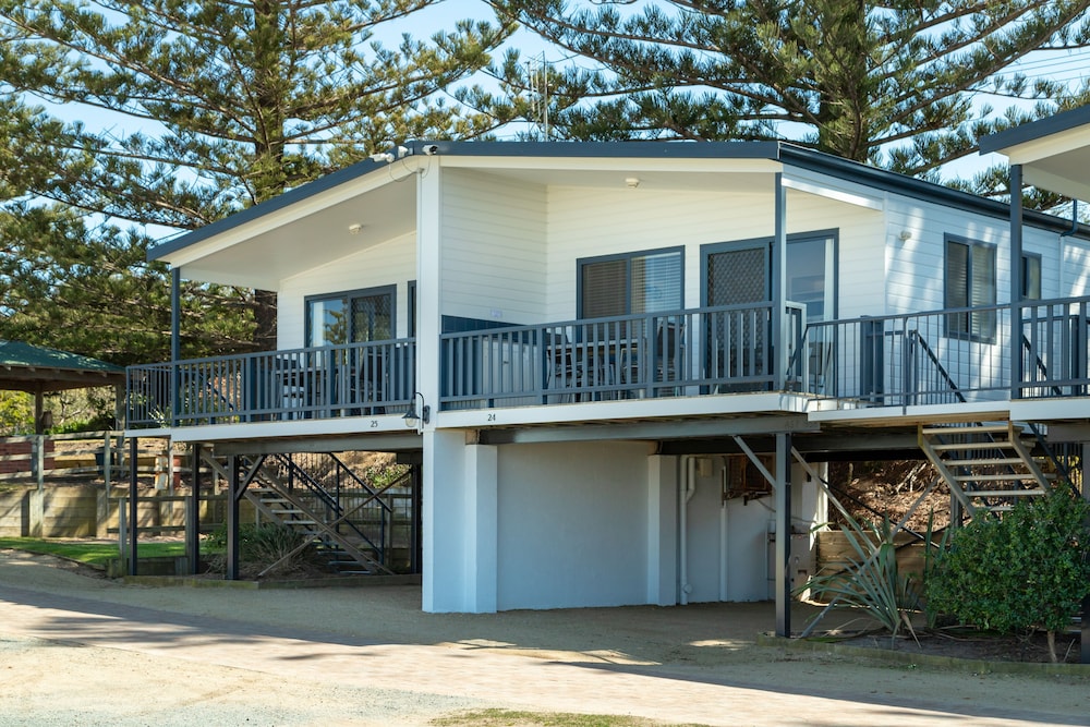 Tuross Beach Cabins & Campsites in Tuross Head Best Rates & Deals on