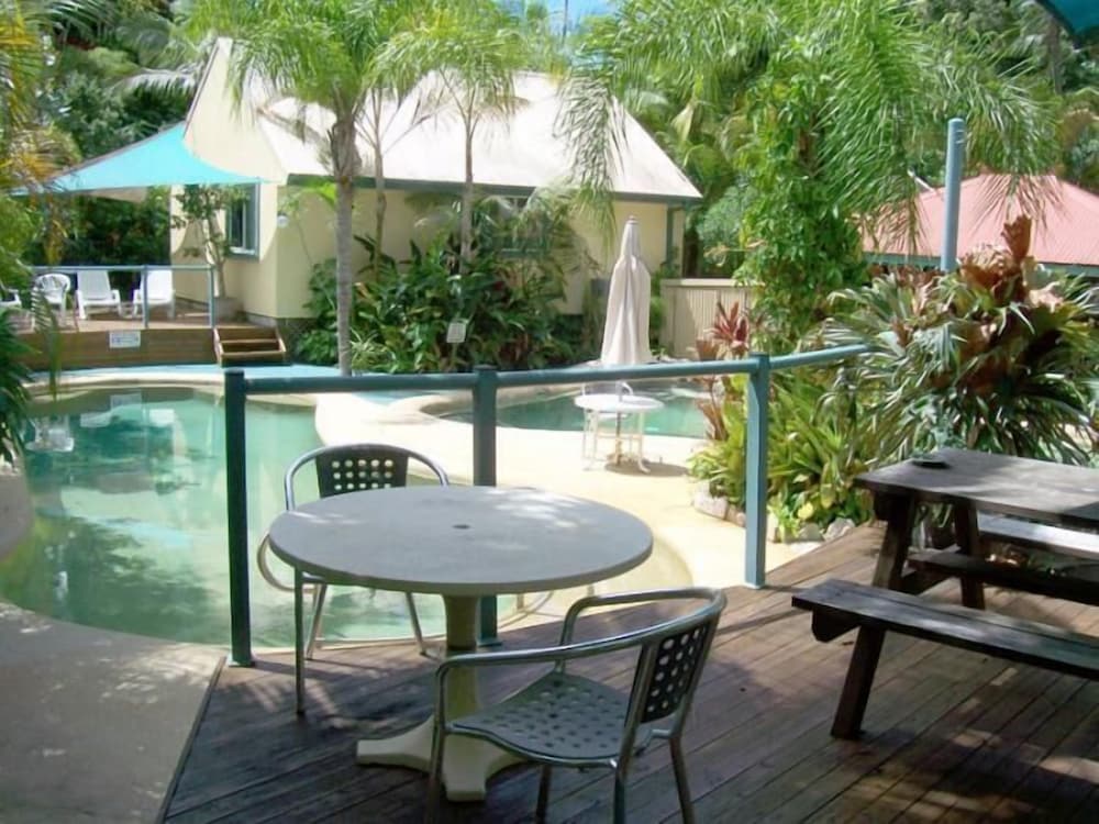 Tropic Oasis Holiday Villas