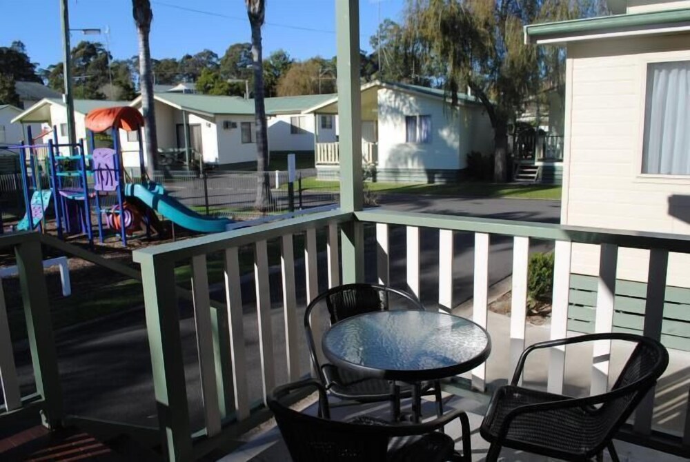 Pleasurelea Tourist Resort and Caravan Park