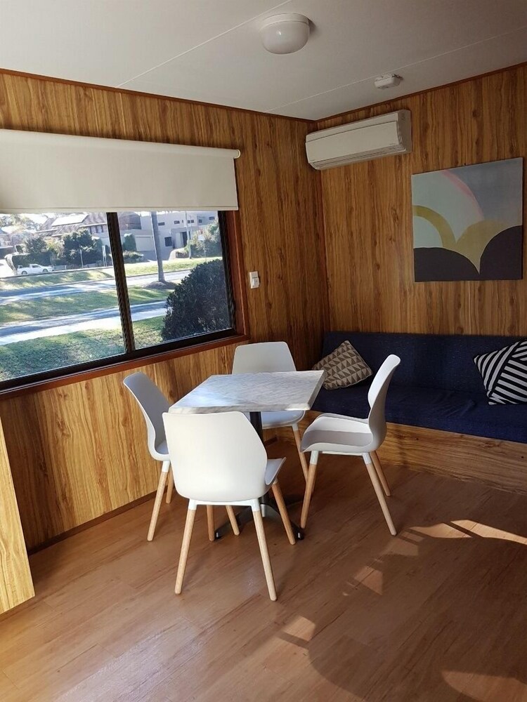 Pleasurelea Tourist Resort and Caravan Park