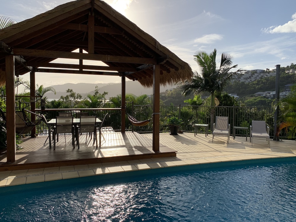Island View Bed and Breakfast in Airlie Beach, Australia