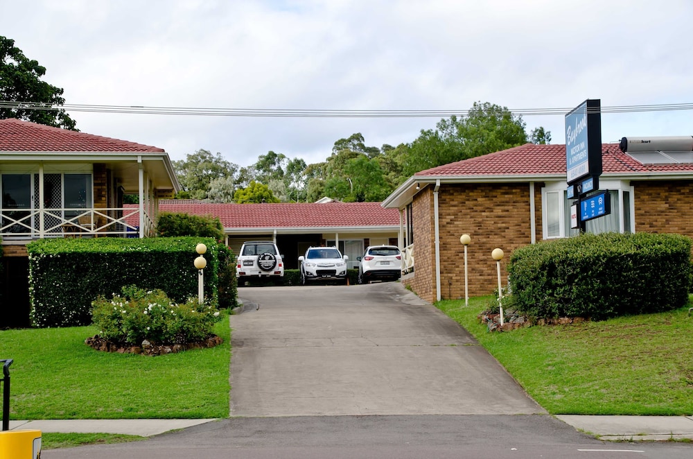 Baybrook Motor Inn & Apartments