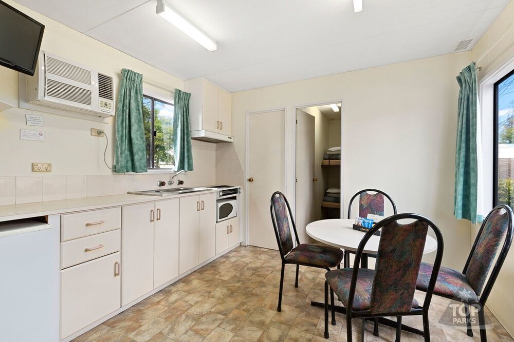 Levi Park Caravan Park