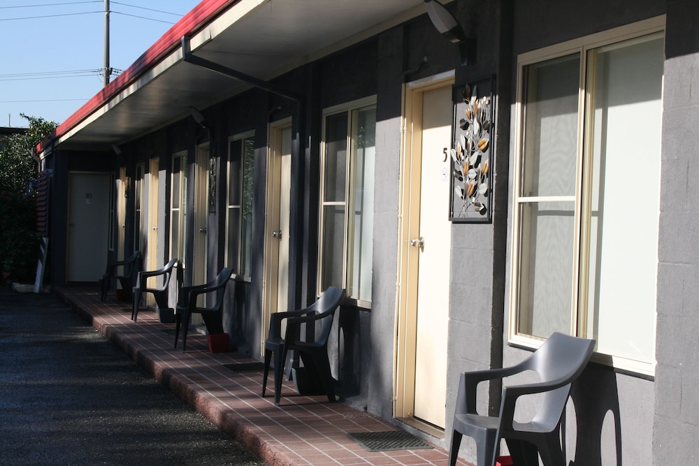 Benjamin Singleton Motel