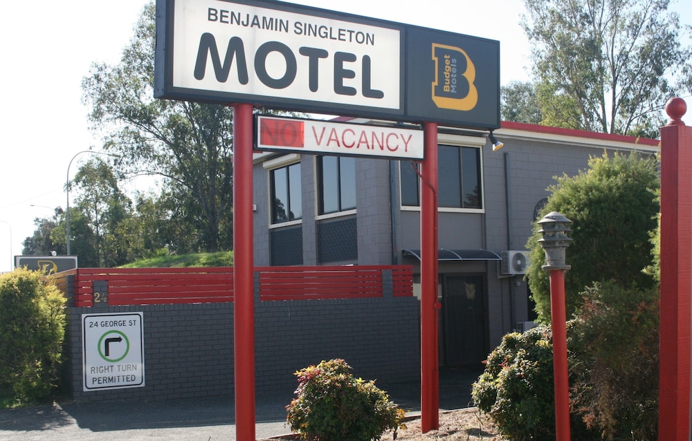 Benjamin Singleton Motel