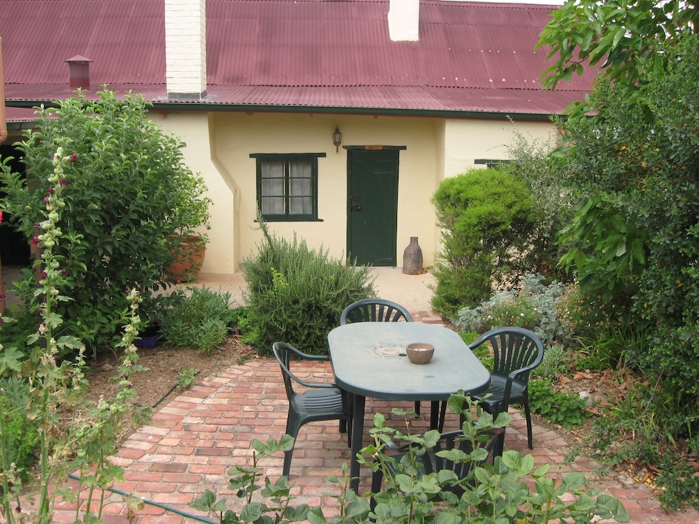 Goat Square Cottages