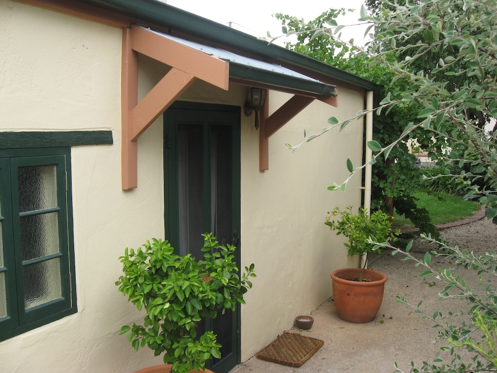 Goat Square Cottages