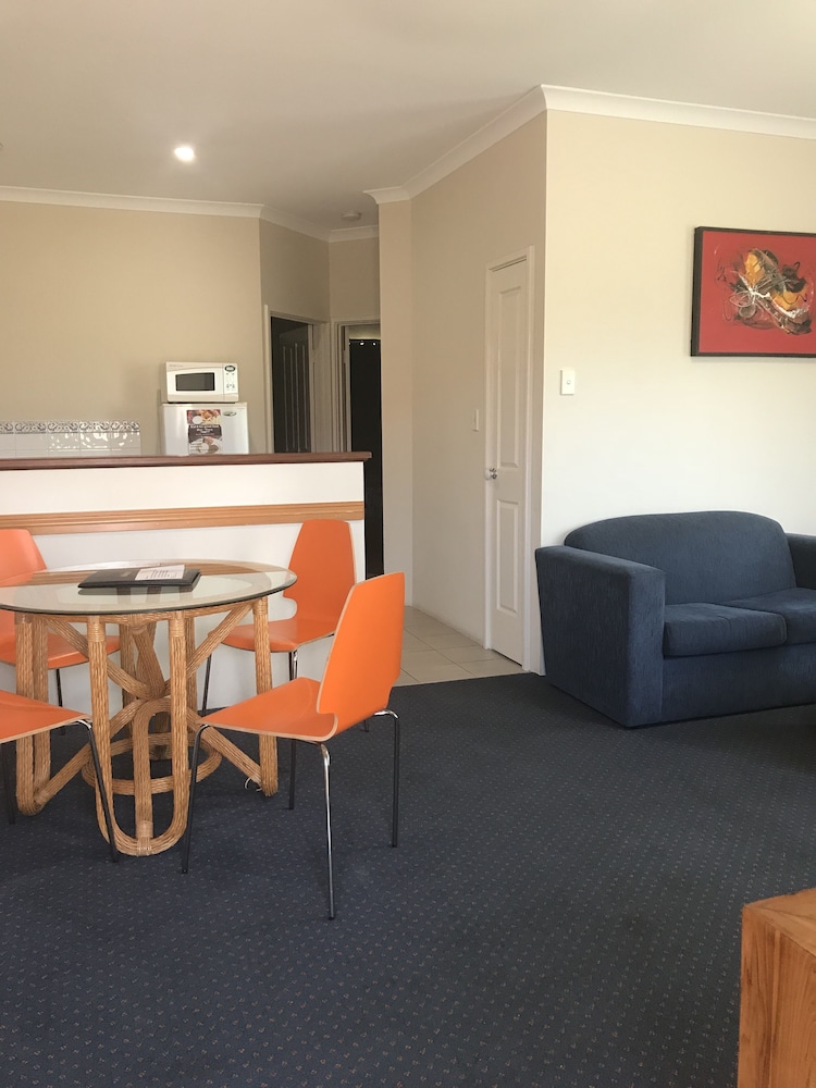 Bunbury Apartment Motel AU193 Deals & Reviews (Bunbury, AUS) Wotif