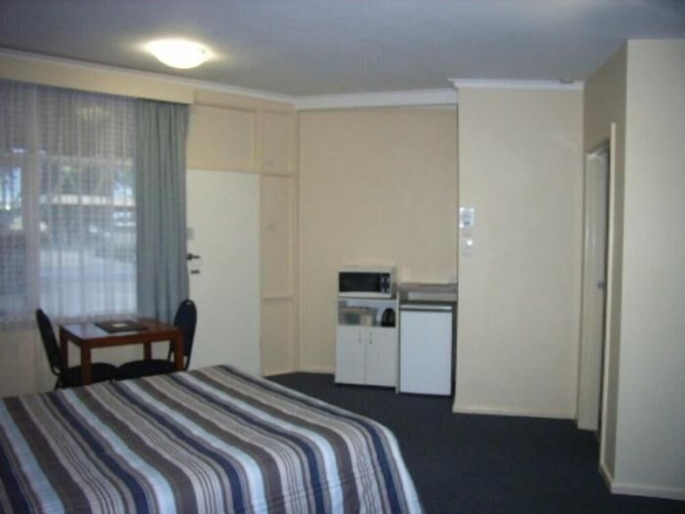 Bairnsdale Main Motel
