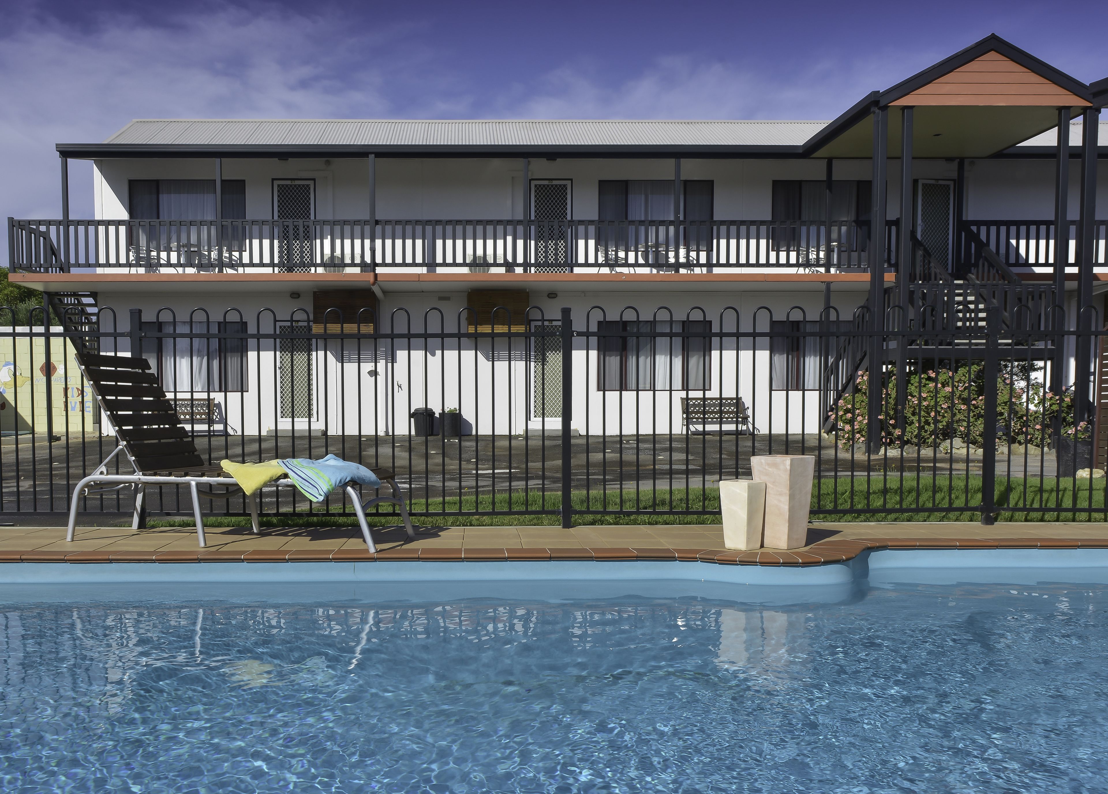 Heyfield Motel Apartments Lakes Entrance Aus Expedia Com Au
