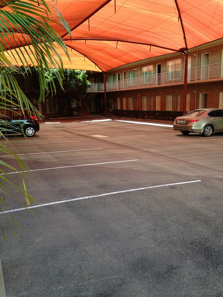 Francis Phillip Motor Inn