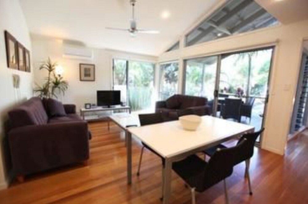Mobys Beachside Retreat