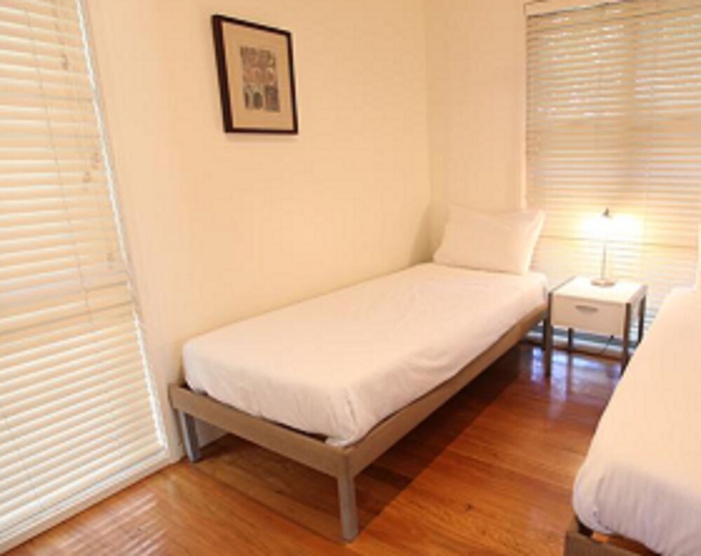 Mobys Beachside Retreat