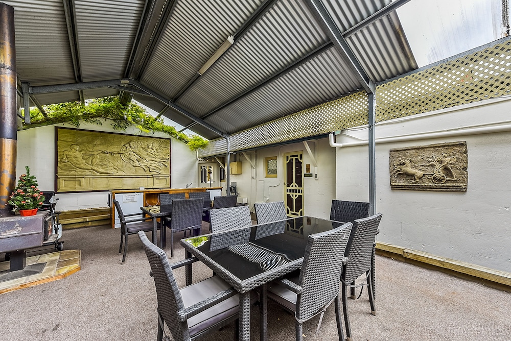 Wyatt Guest House