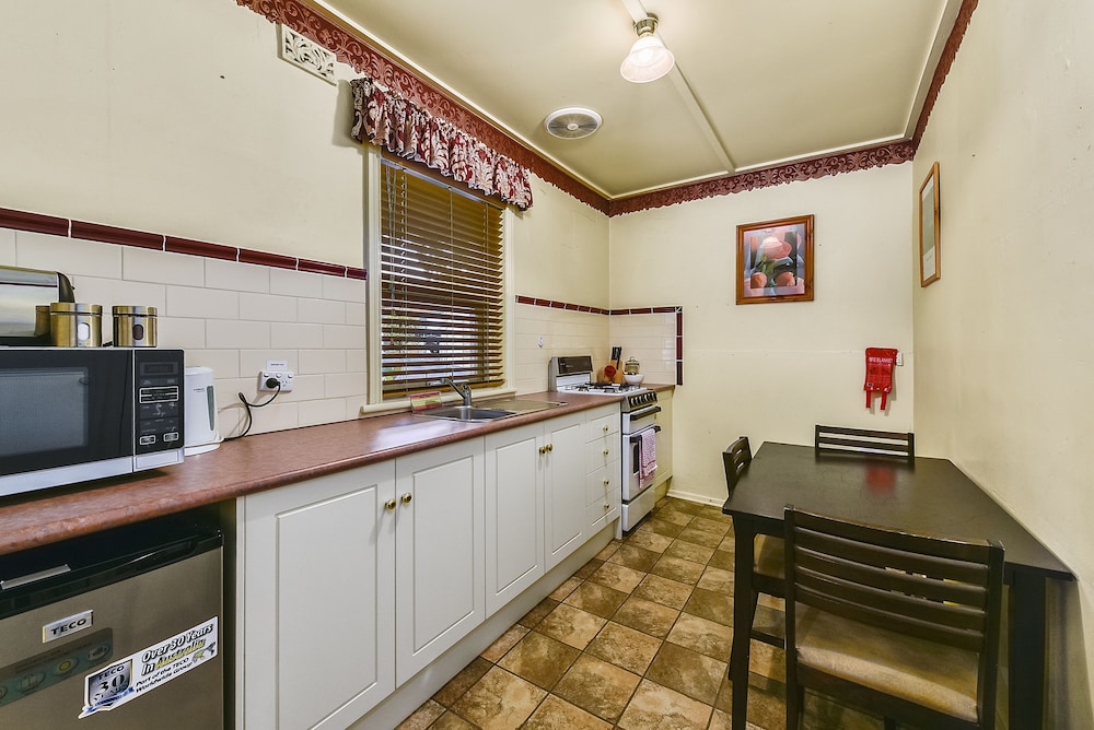 Wyatt Guest House