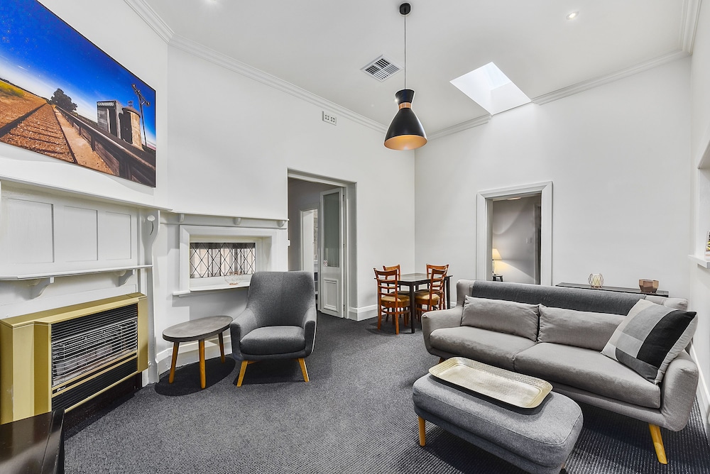 Wyatt Guest House