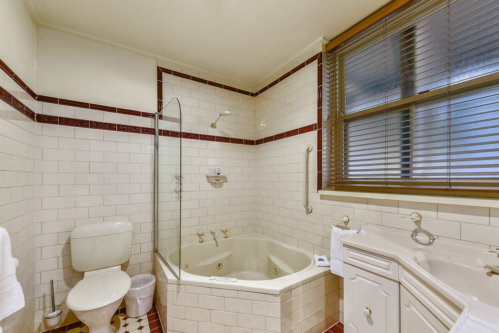 Wyatt Guest House