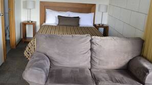 Iron/ironing board, free WiFi